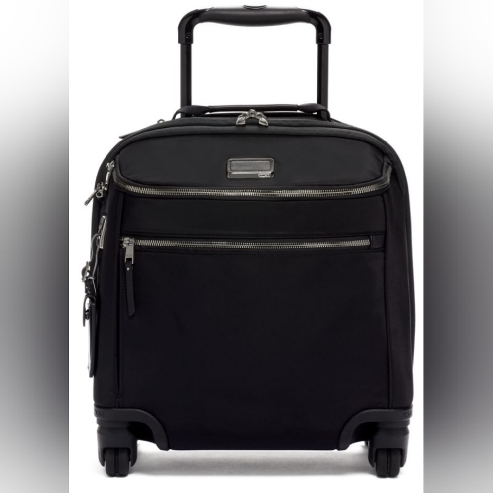 Tumi Voyageur Oxford 4 Wheel Compact Carry-On  Black Gunmetal Under Seat 196462